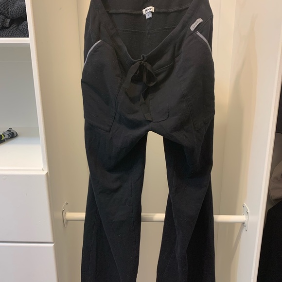 DKNY Ladies M BLACK CASUAL LOUNGING PANTS. Gently worn. - Picture 2 of 3